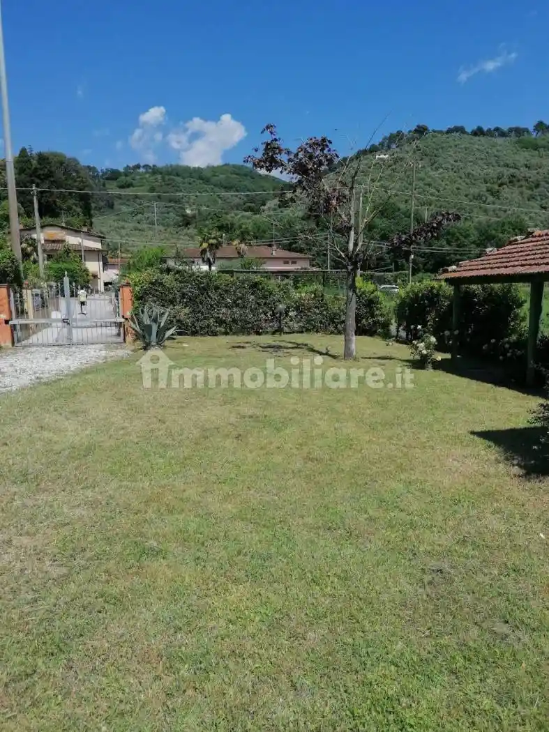 Villa in vendita a Camaiore