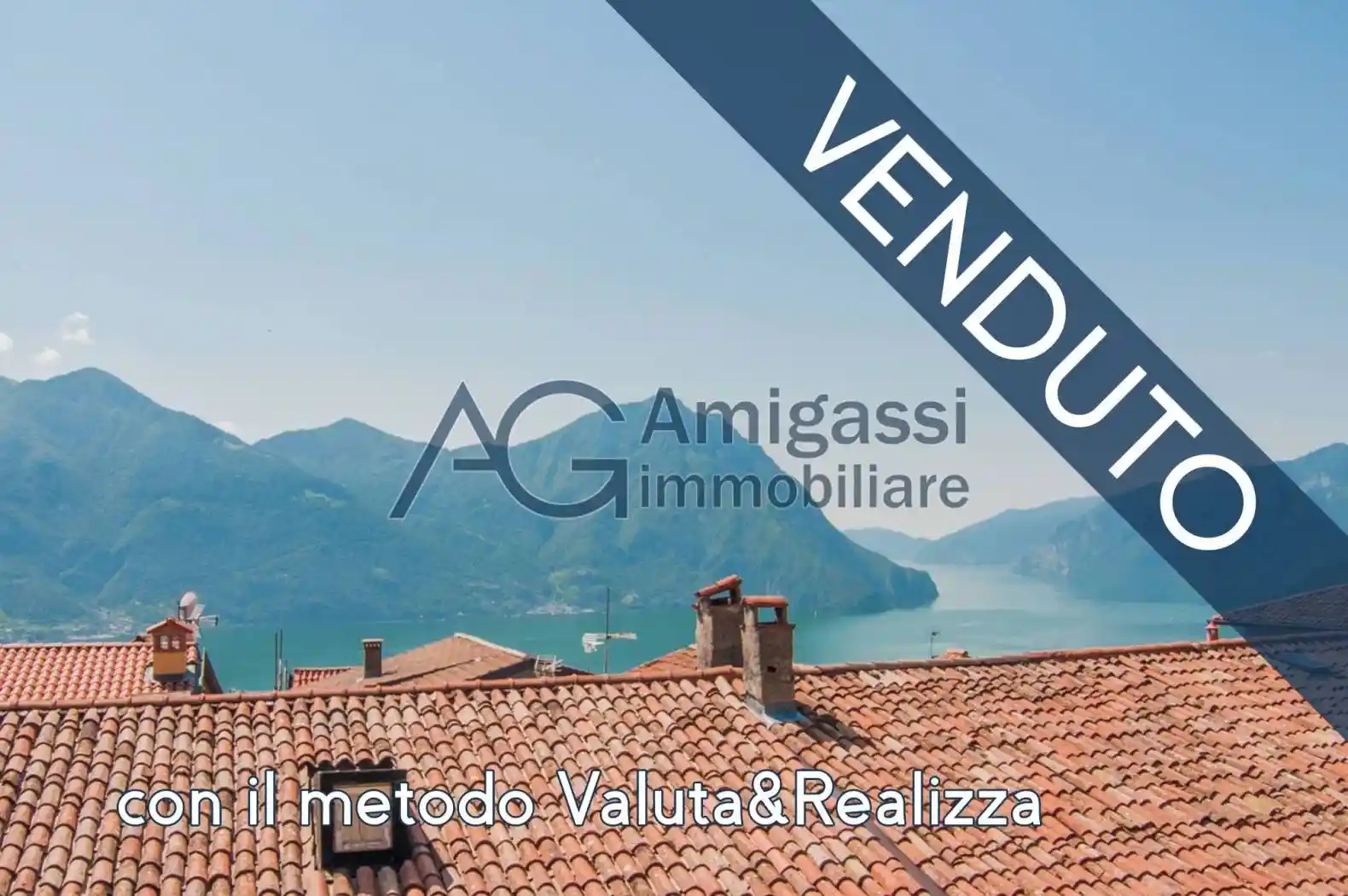 Villa in vendita a Costa Volpino