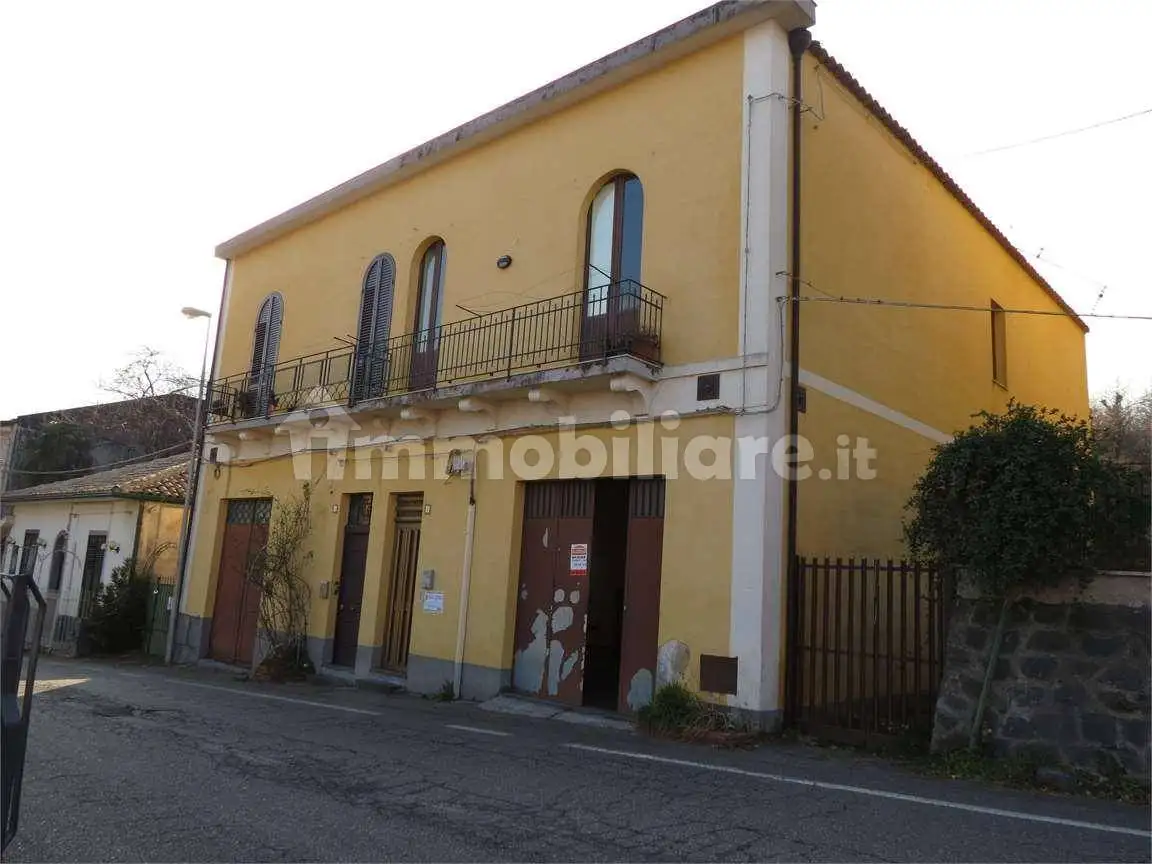 Casa indipendente in vendita a Milo