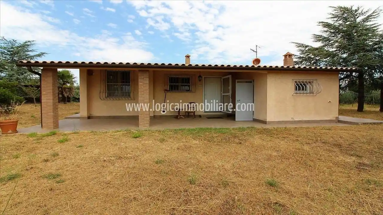 Villa in vendita a Magliano in Toscana