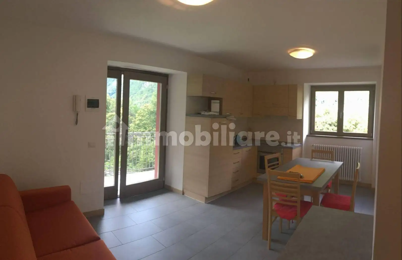 Appartamento in affitto a Torre di Santa Maria