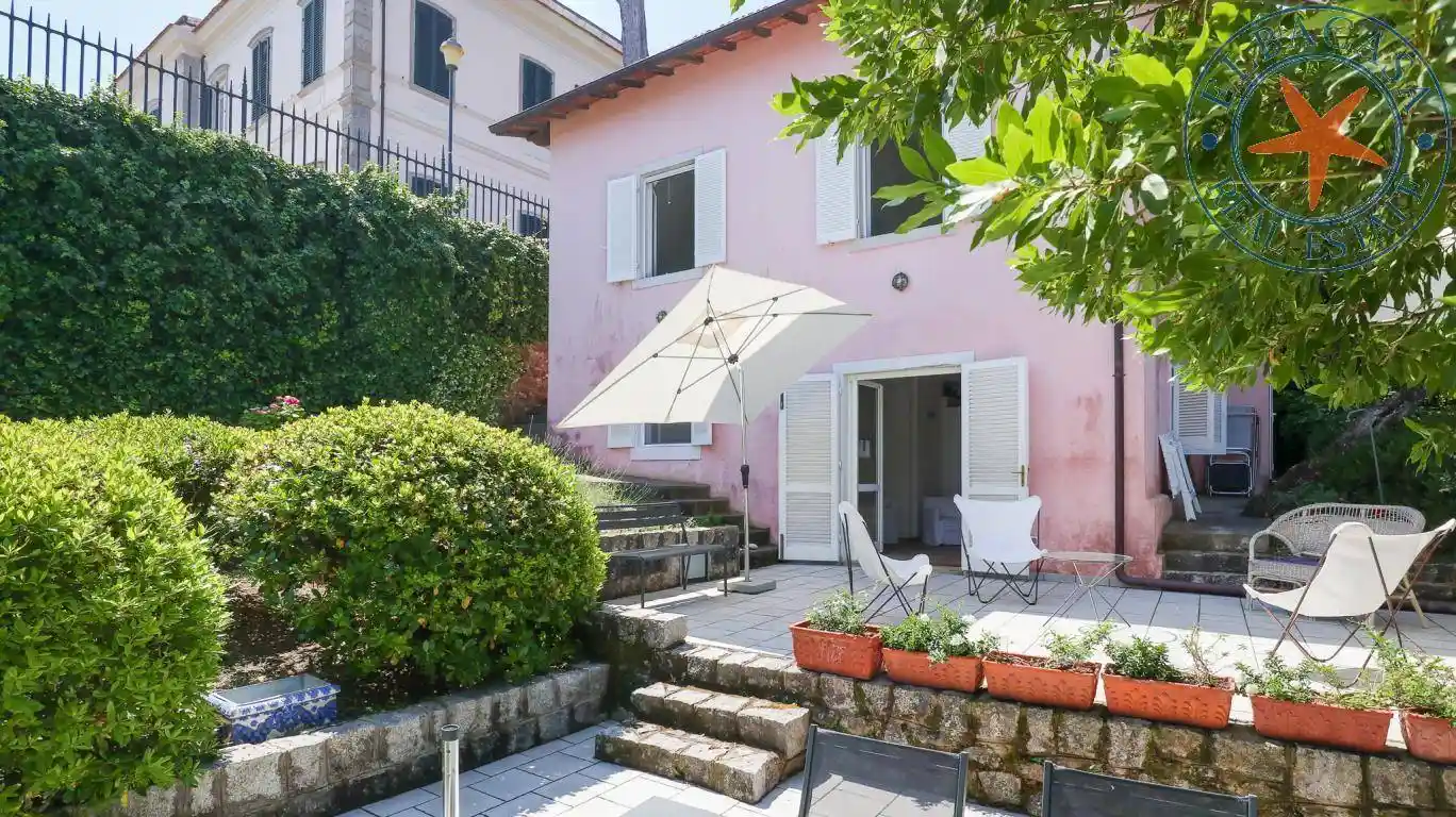 Casa indipendente in vendita a Marciana