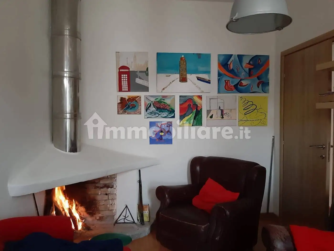 Trilocale frazione Scaricasale, Castel Castagna - foto 5