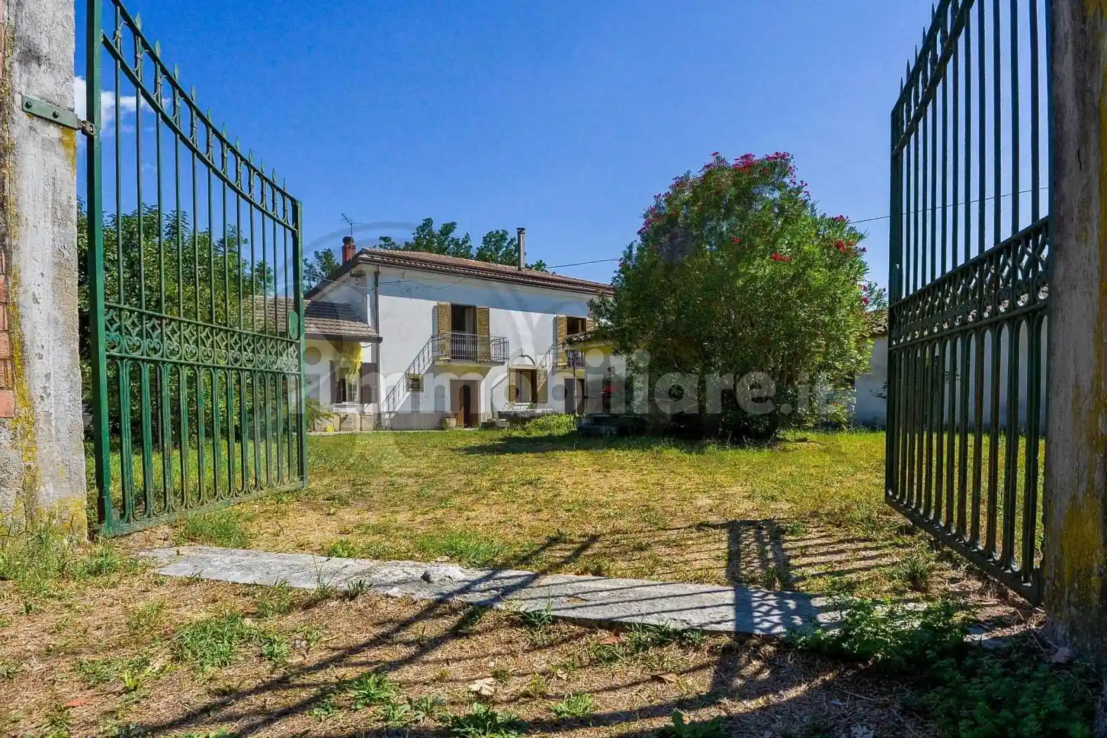 Rustico - Casale in vendita a Pignataro Interamna