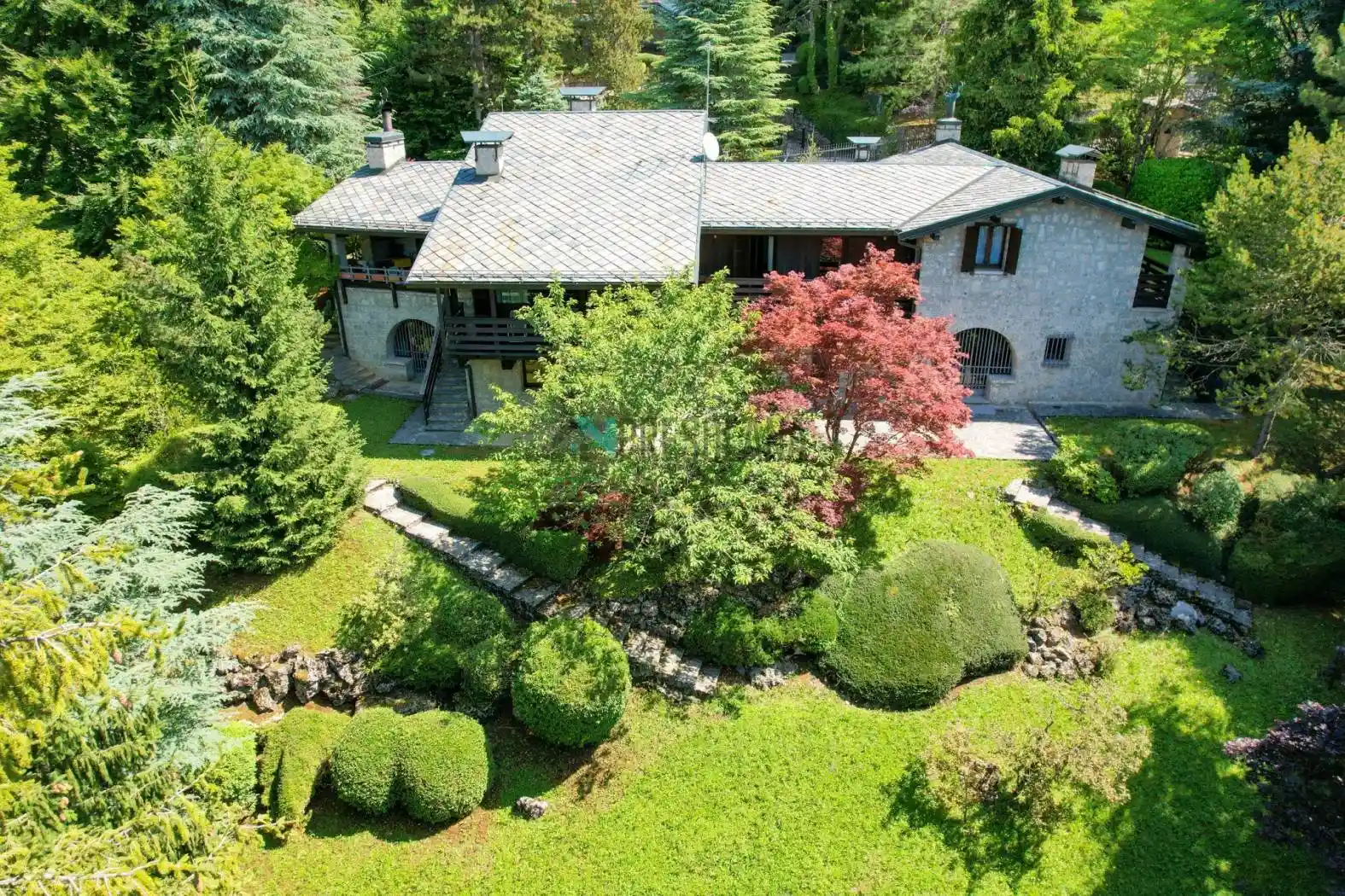 Villa in vendita a Castione della Presolana