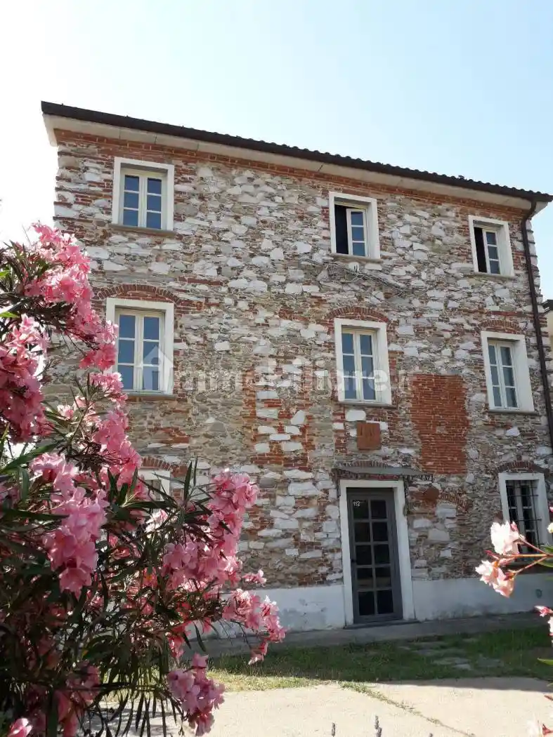 Rustico - Casale in vendita a Seravezza