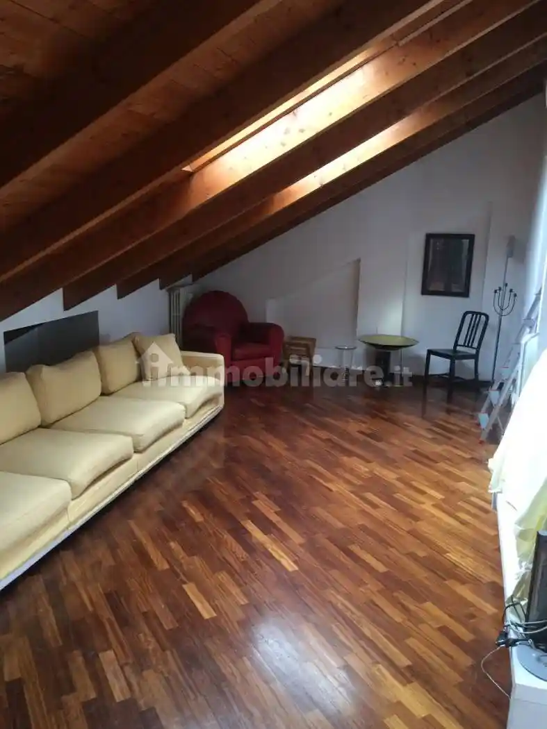 Appartamento in vendita a Pavia