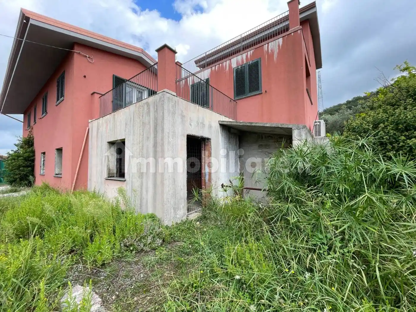 Villa in vendita a Castelnuovo Magra
