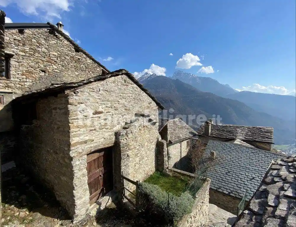 Rustico - Casale in vendita a Chiavenna