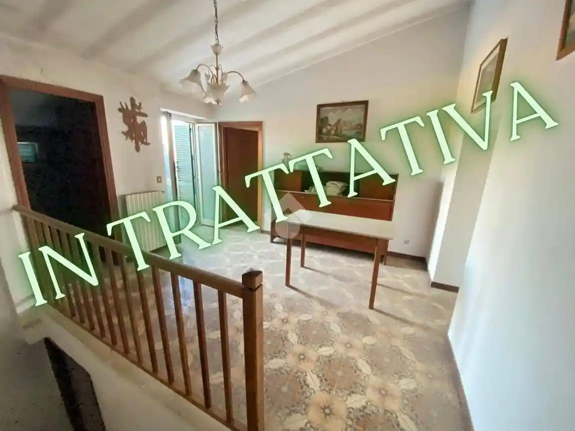 Palazzo - Edificio in vendita a Carbognano