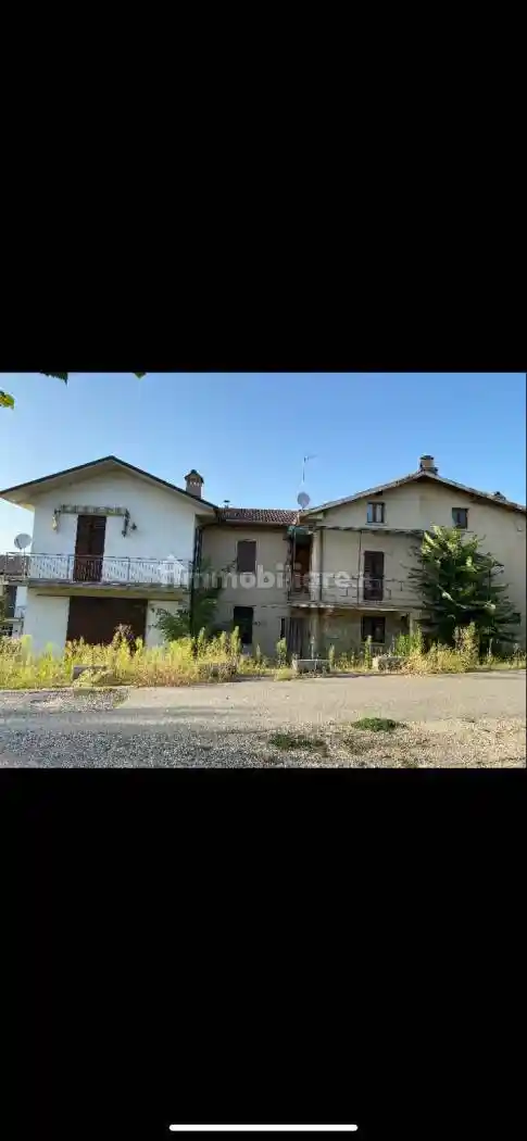 Villa in vendita a Borgoratto Mormorolo