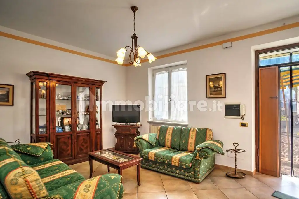 Terratetto unifamiliare via Umberto I, Castelliri - foto 4