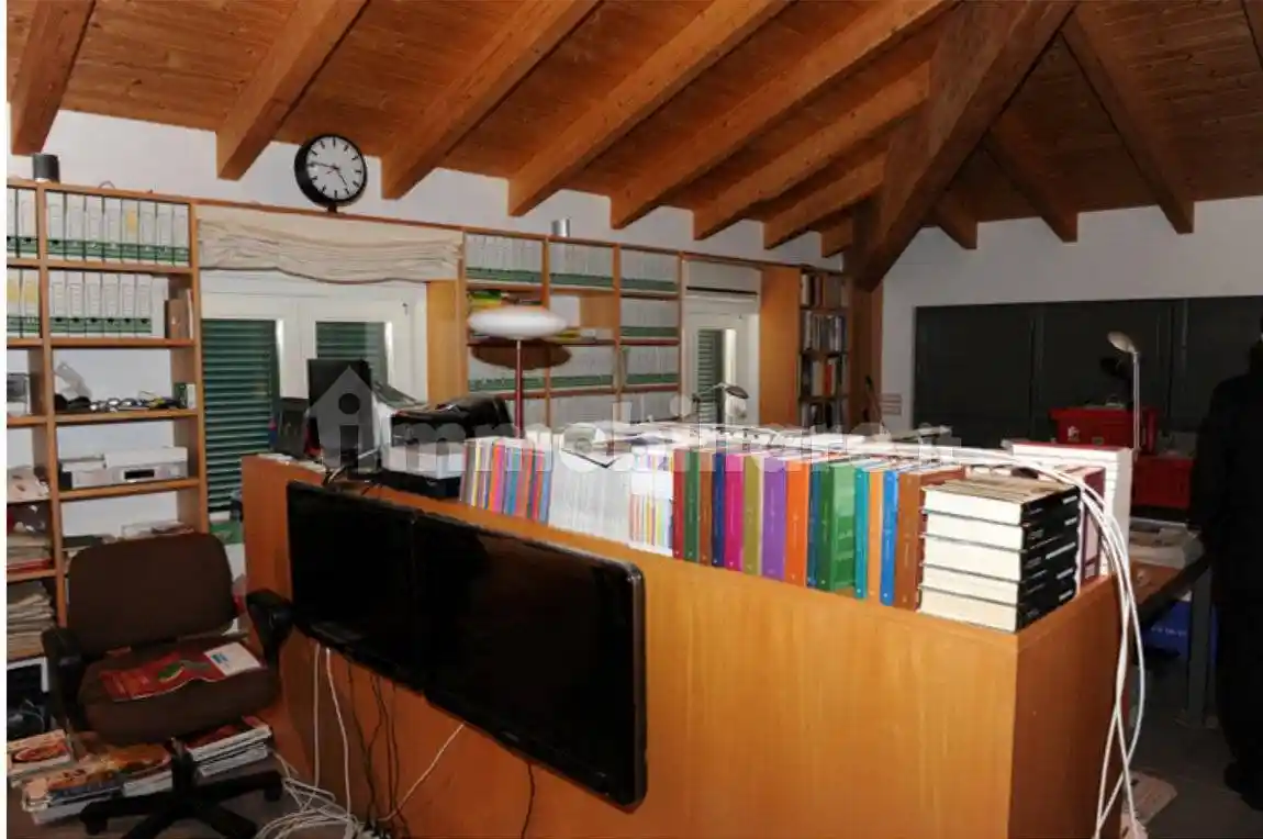 Villa in vendita a Capranica