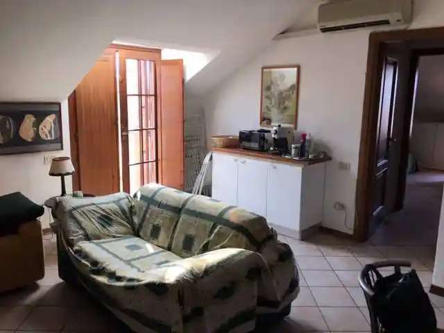 Appartamento in vendita a Montignoso