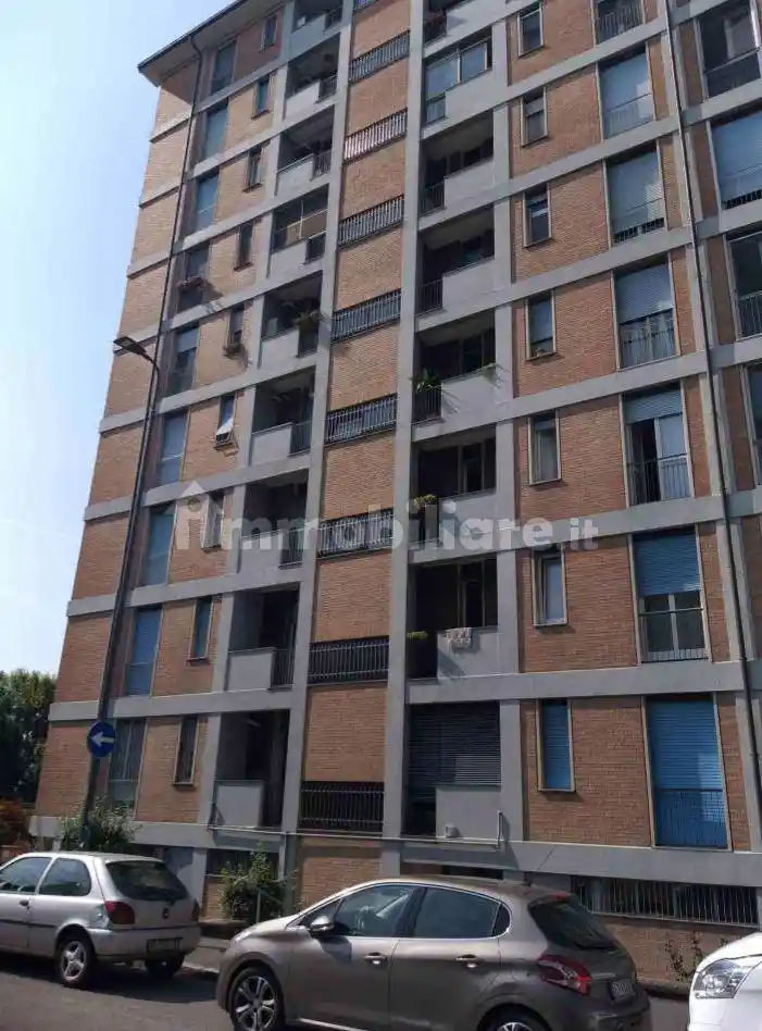 Appartamento all'asta via Luigi Chiarelli 12, Milano - foto 2