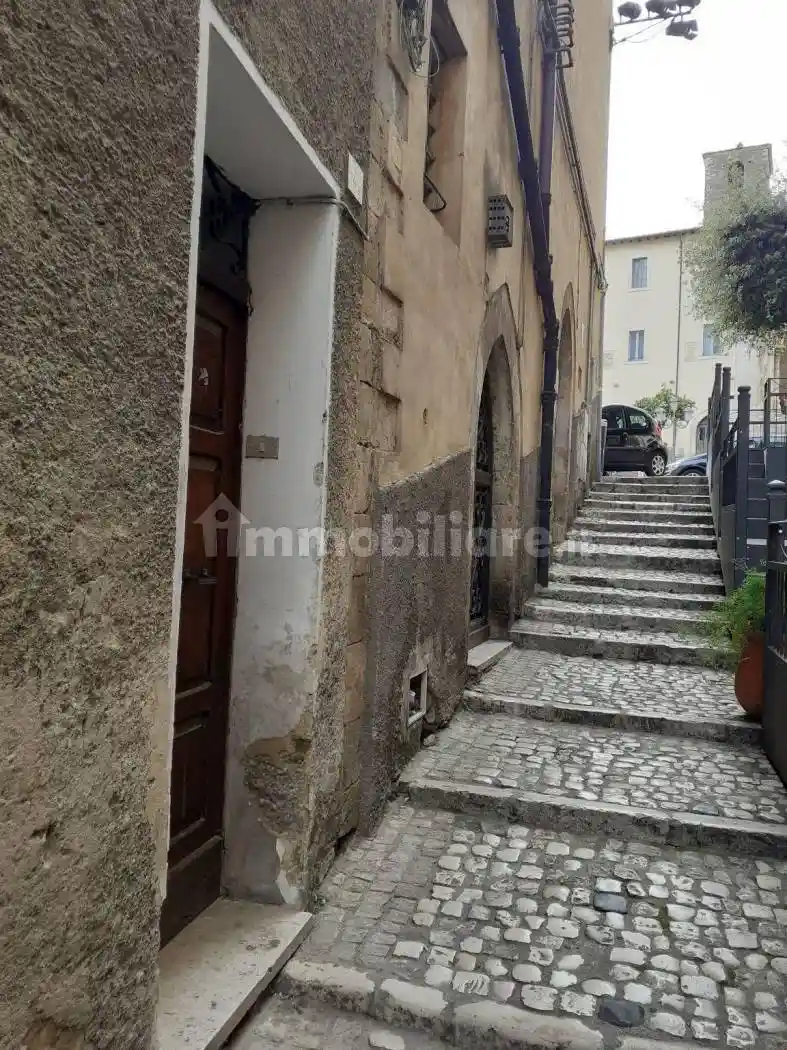 Casa indipendente in vendita a Priverno