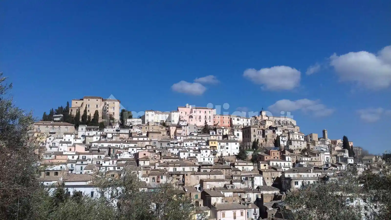 Villa bifamiliare, buono stato, 200 m², Centro, Loreto Aprutino - foto 3