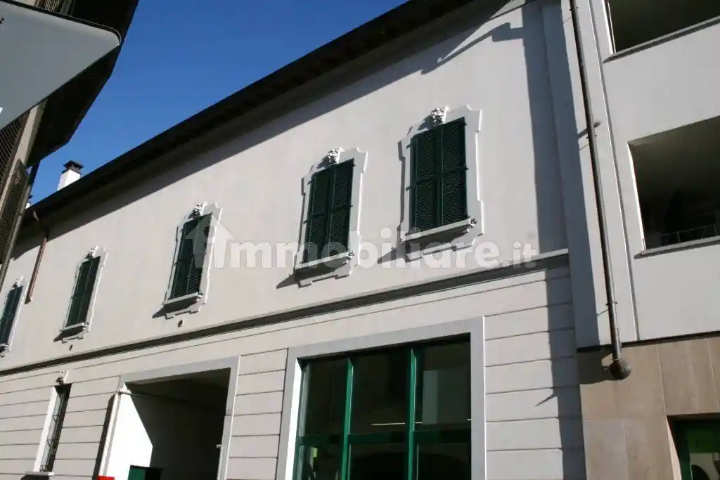 Appartamento in affitto a Malnate