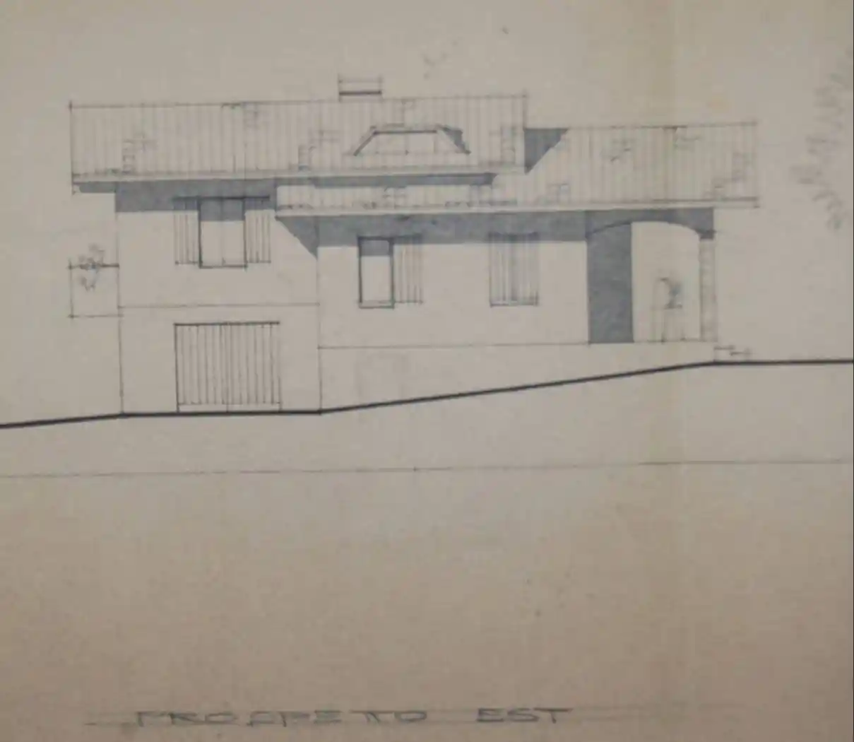 Villa in vendita a Serramazzoni