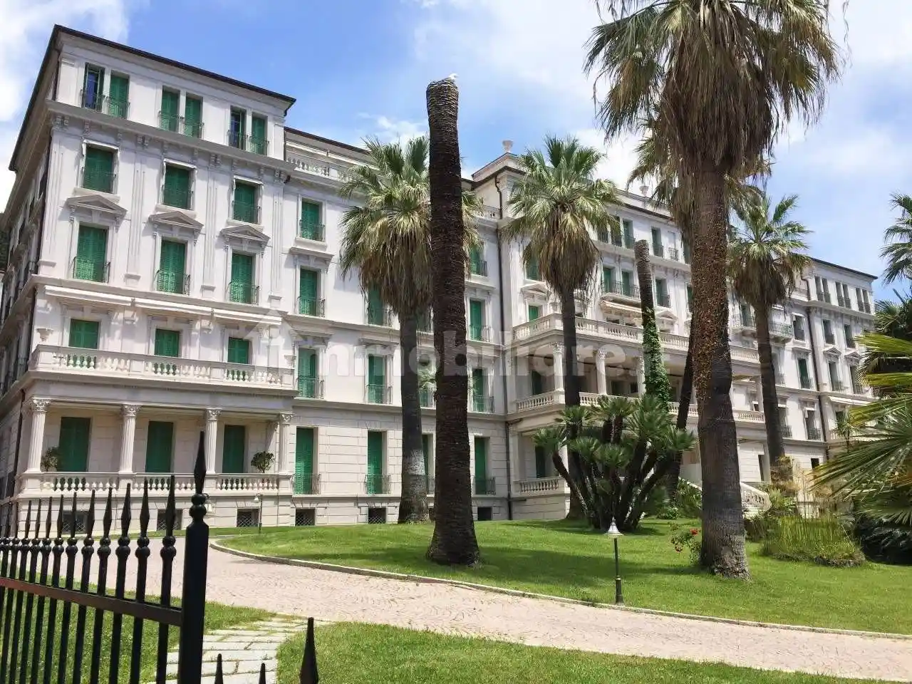 Villa in vendita a Ospedaletti