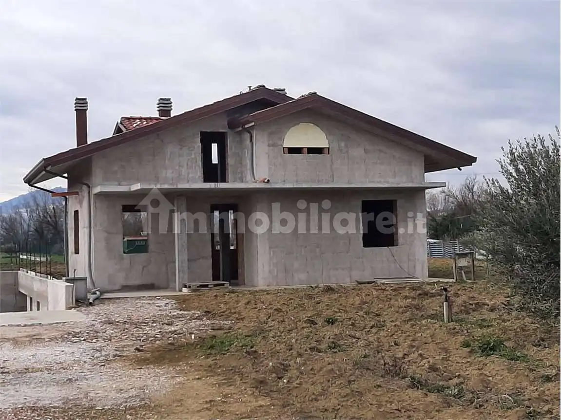 Casa indipendente in vendita a Rimini