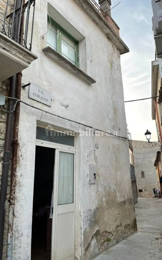 Rustico - Casale in vendita a Castelnuovo della Daunia