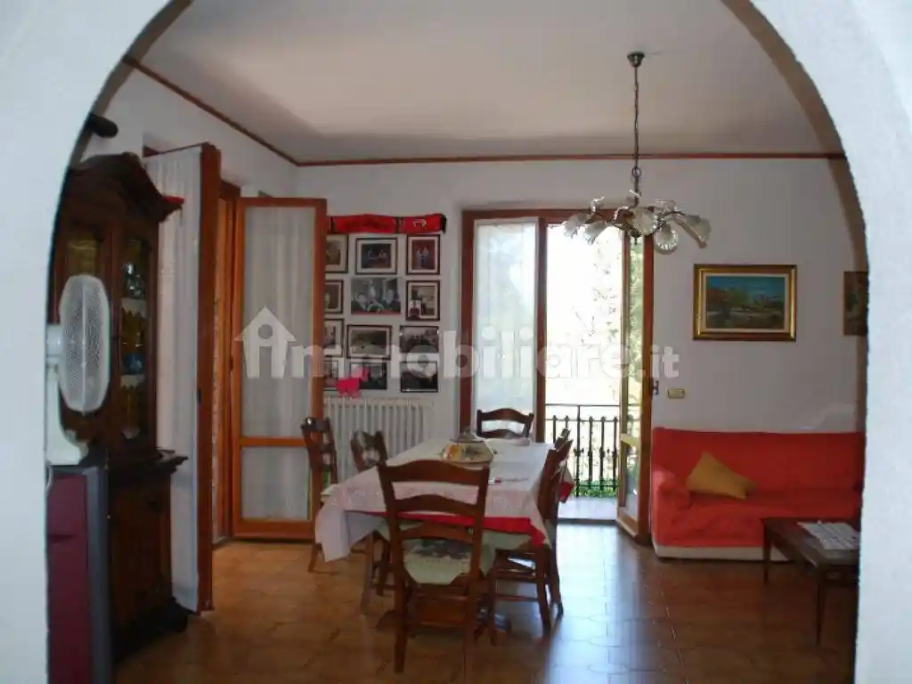 Trilocale via XXV Aprile, 3, Porto, Castiglione del Lago - foto 4