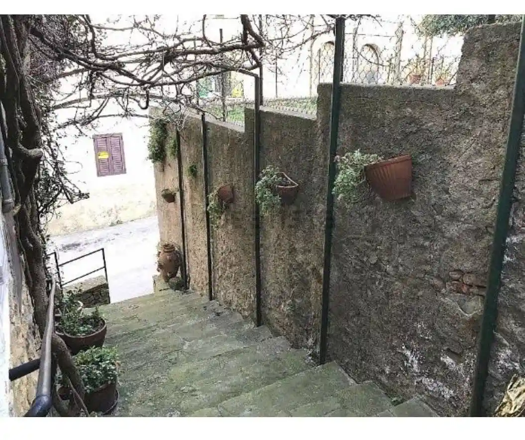 Casa indipendente in vendita a Cinigiano