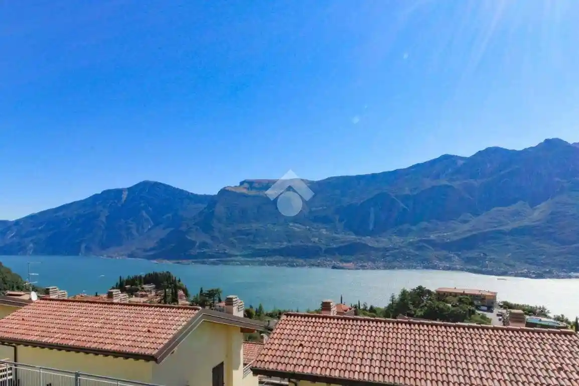 Appartamento in vendita a Tremosine sul Garda