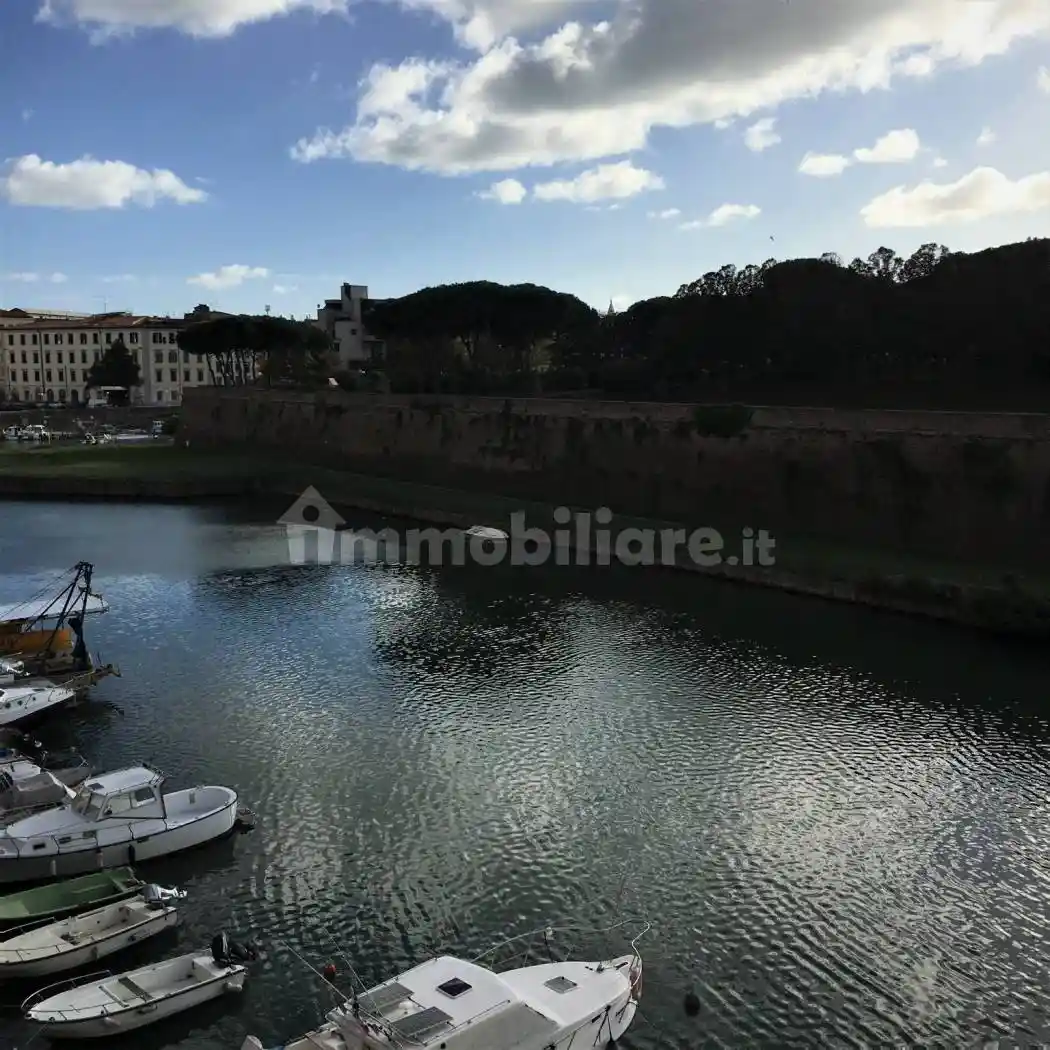 Appartamento in vendita a Livorno