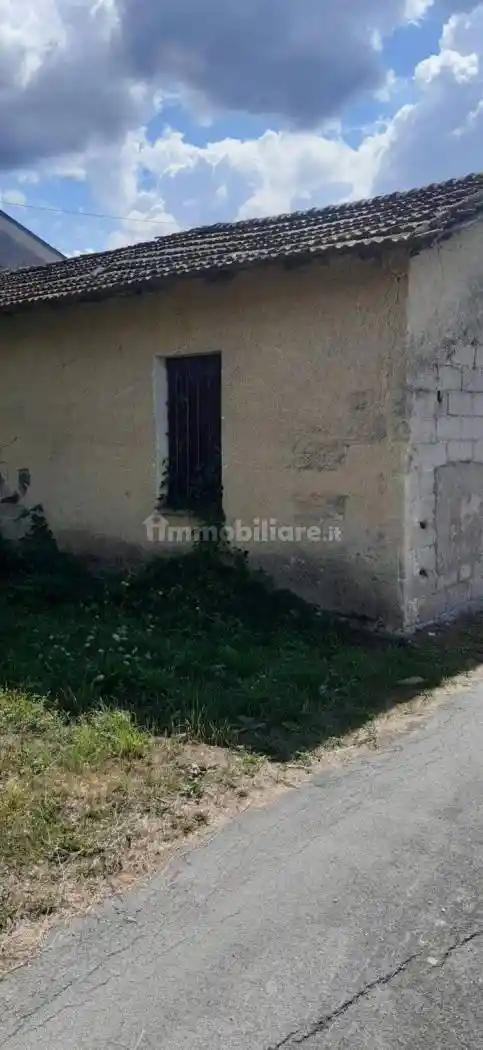 Rustico - Casale in vendita a Broccostella