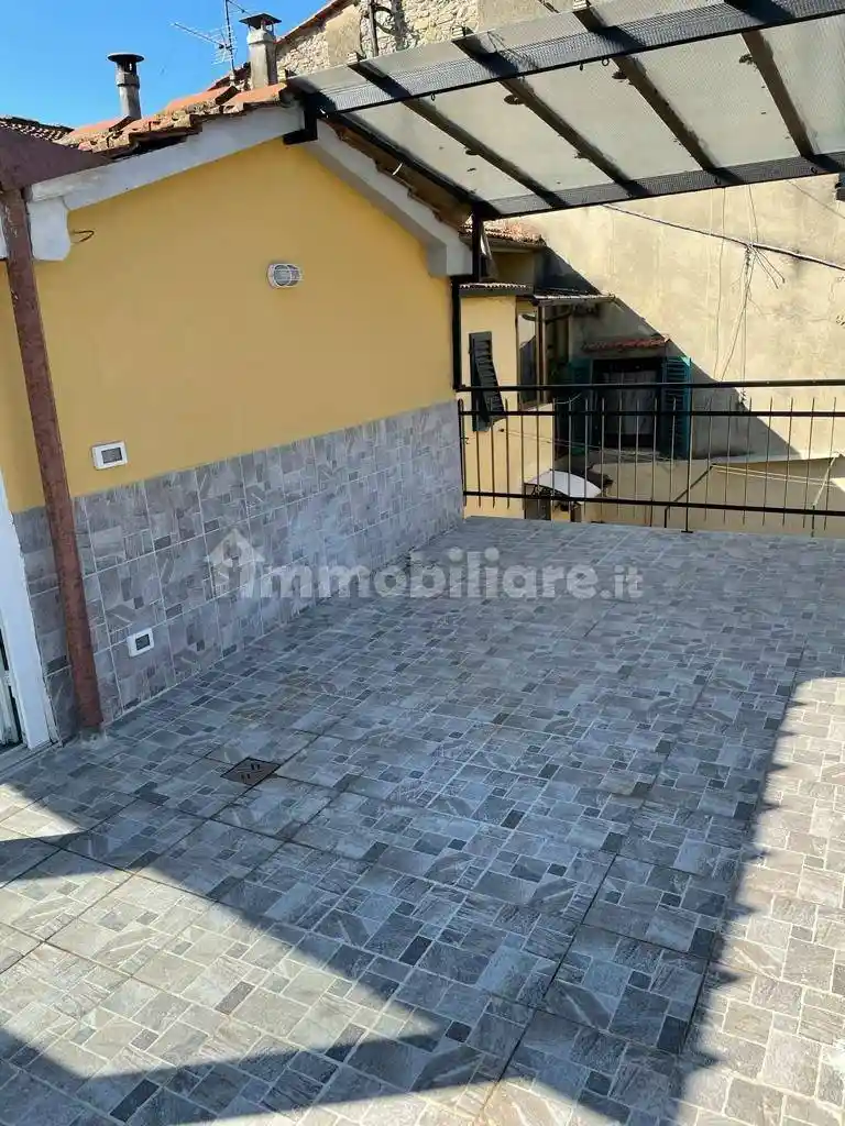 Appartamento in vendita a Rufina