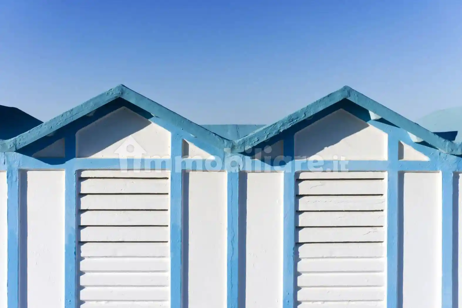 Palazzo - Edificio in vendita a Massa