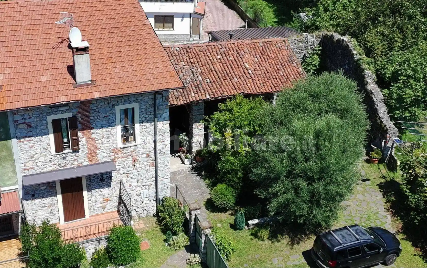 Rustico - Casale in vendita a Cocquio-Trevisago