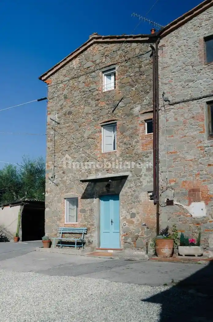 Casa indipendente in affitto a Capannori