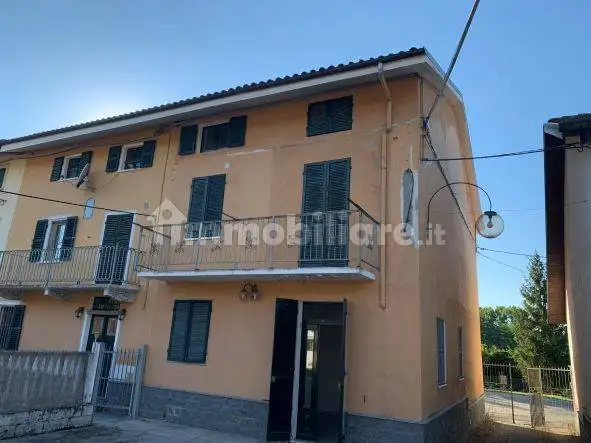 Casa indipendente in vendita a Cantarana