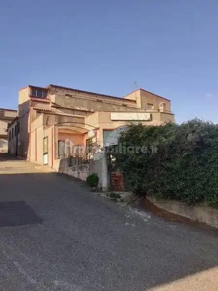 Palazzo - Edificio in Vendita - foto 2