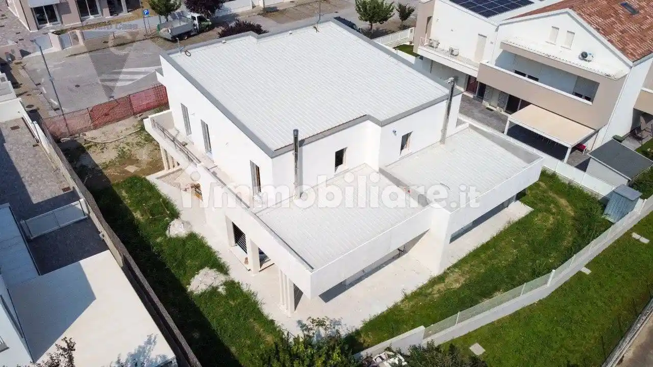 Villa in vendita a Legnaro