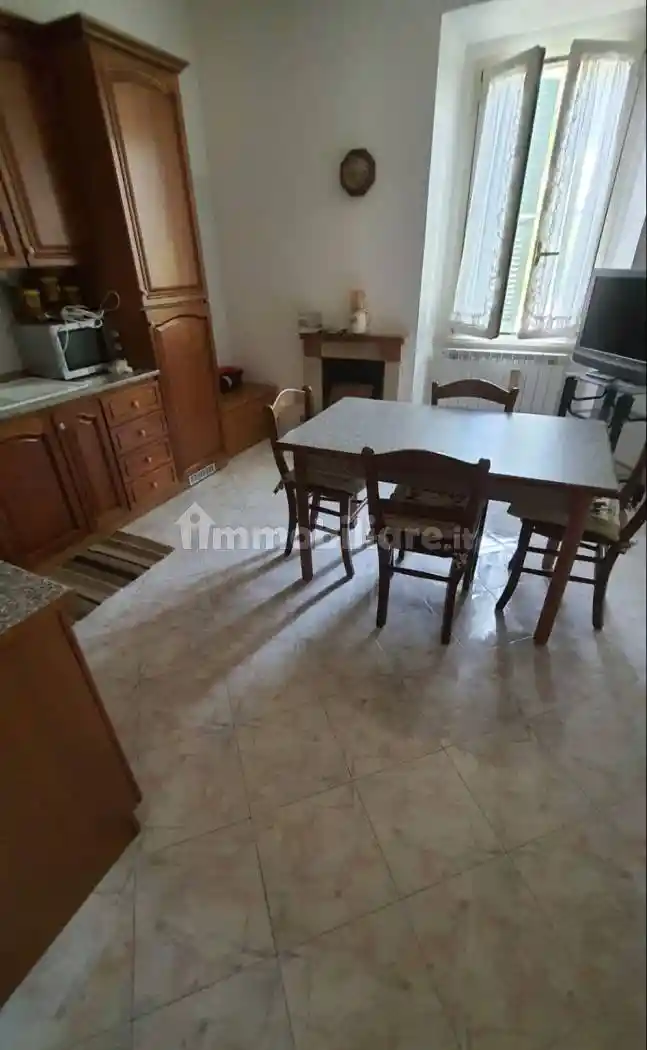 Appartamento in vendita a Santi Cosma e Damiano