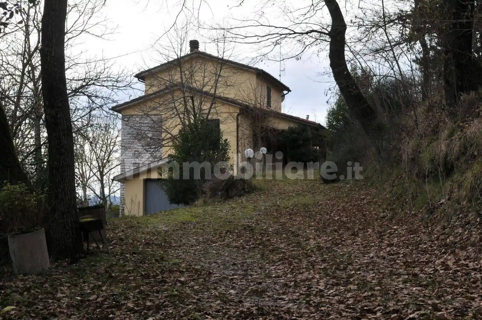 Casa indipendente in vendita a Sassoferrato