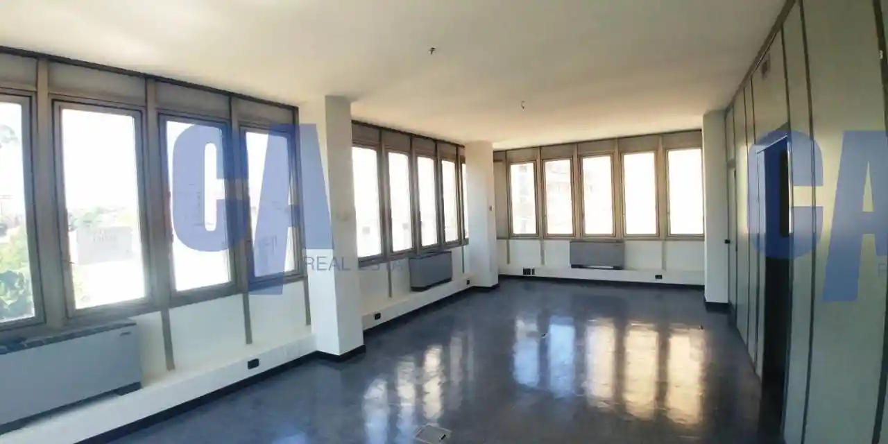 Palazzo - Edificio in vendita a Cinisello Balsamo