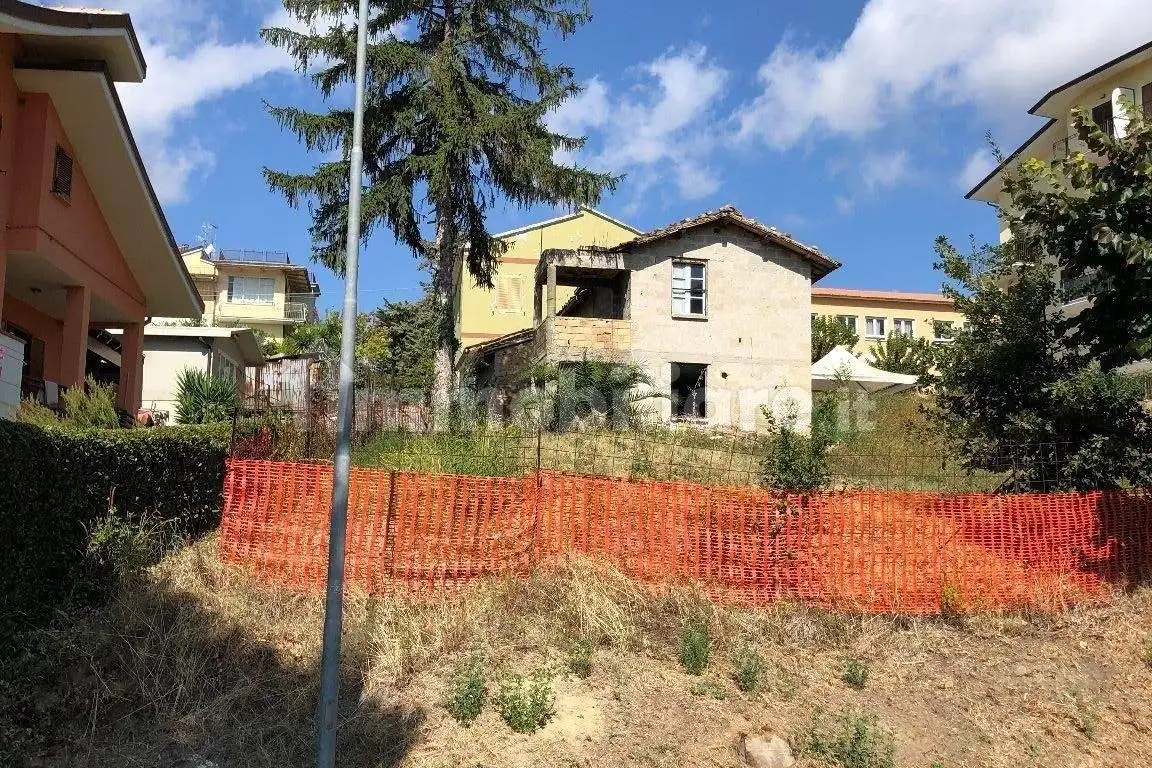 Rustico - Casale in vendita a Controguerra