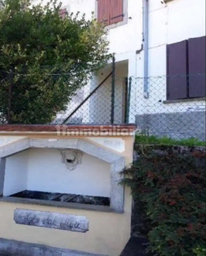 Rustico - Casale in vendita a Tolmezzo