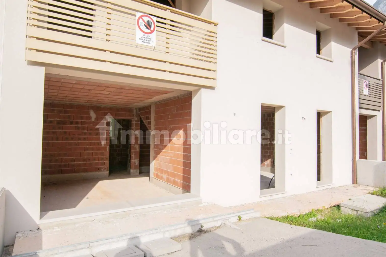 Villa a schiera via Giuseppe Garibaldi, Valstagna, Valbrenta - foto 3