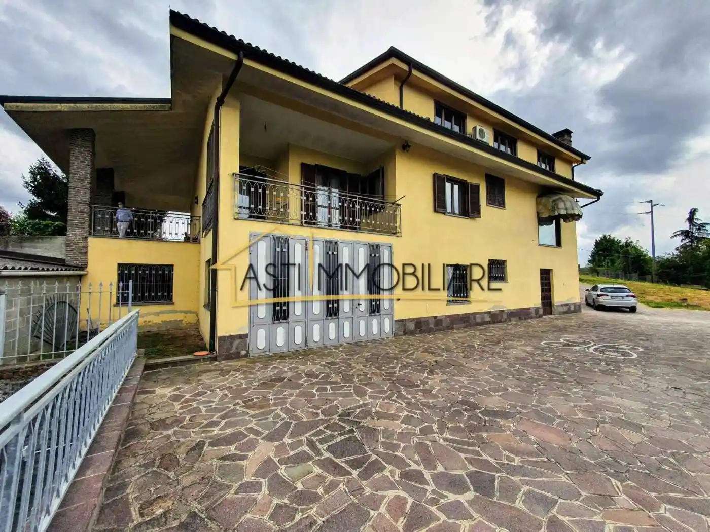 Villa in vendita a Camerano Casasco