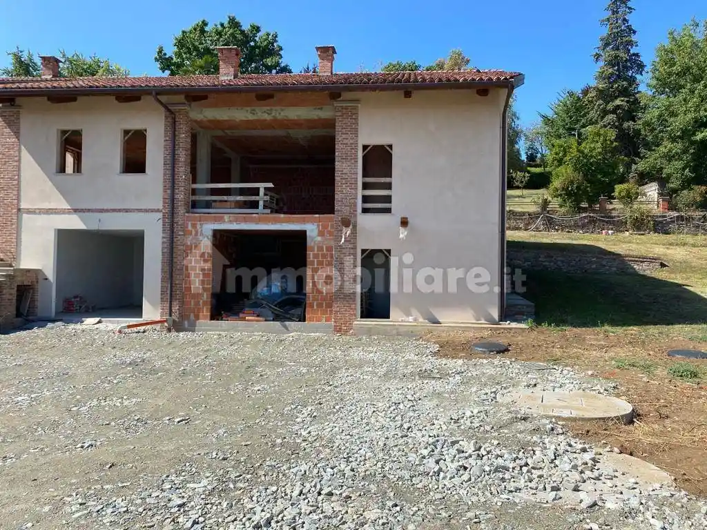 Villa in vendita a Saluzzo