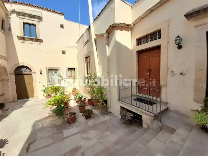 Casa indipendente in vendita a Noto