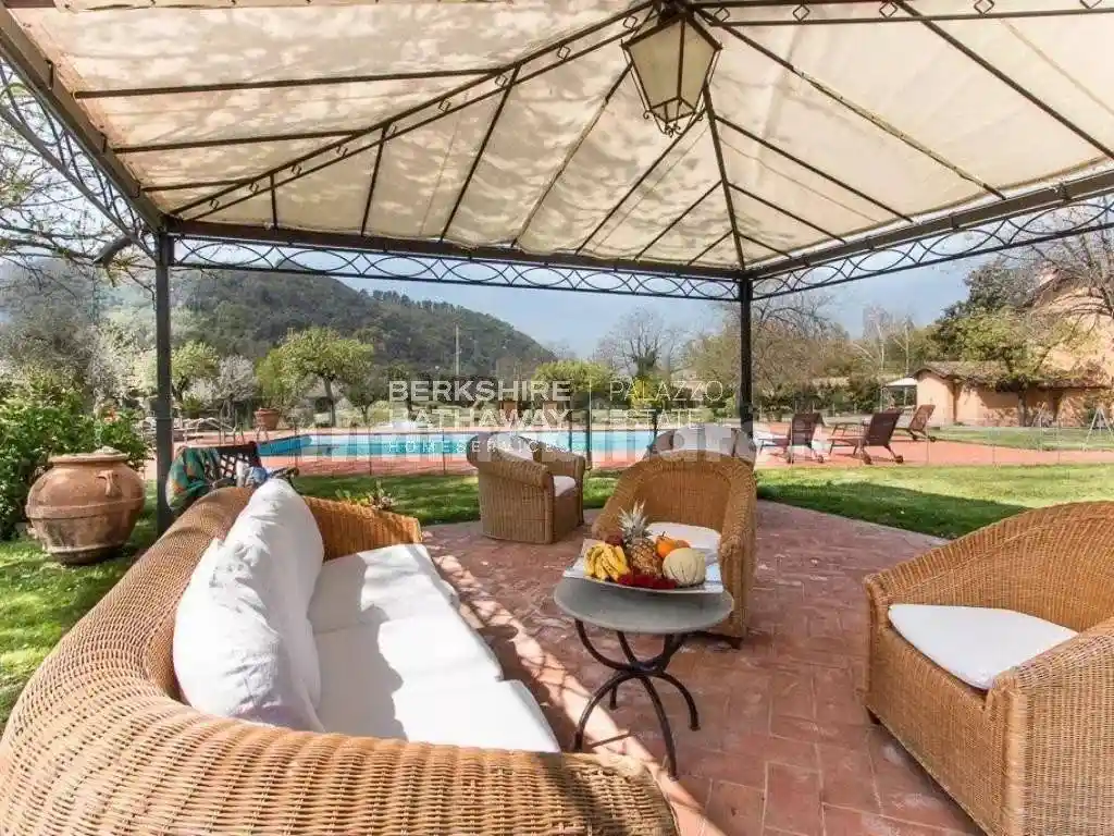 Villa in vendita a Pietrasanta