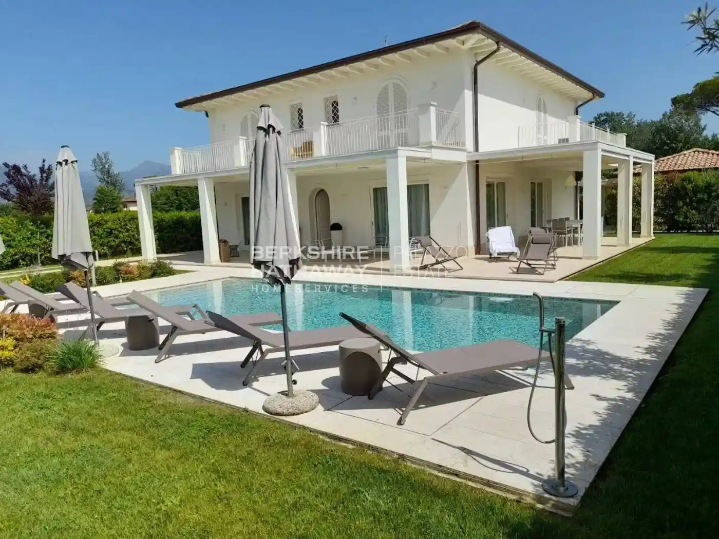 Villa in vendita a Pietrasanta