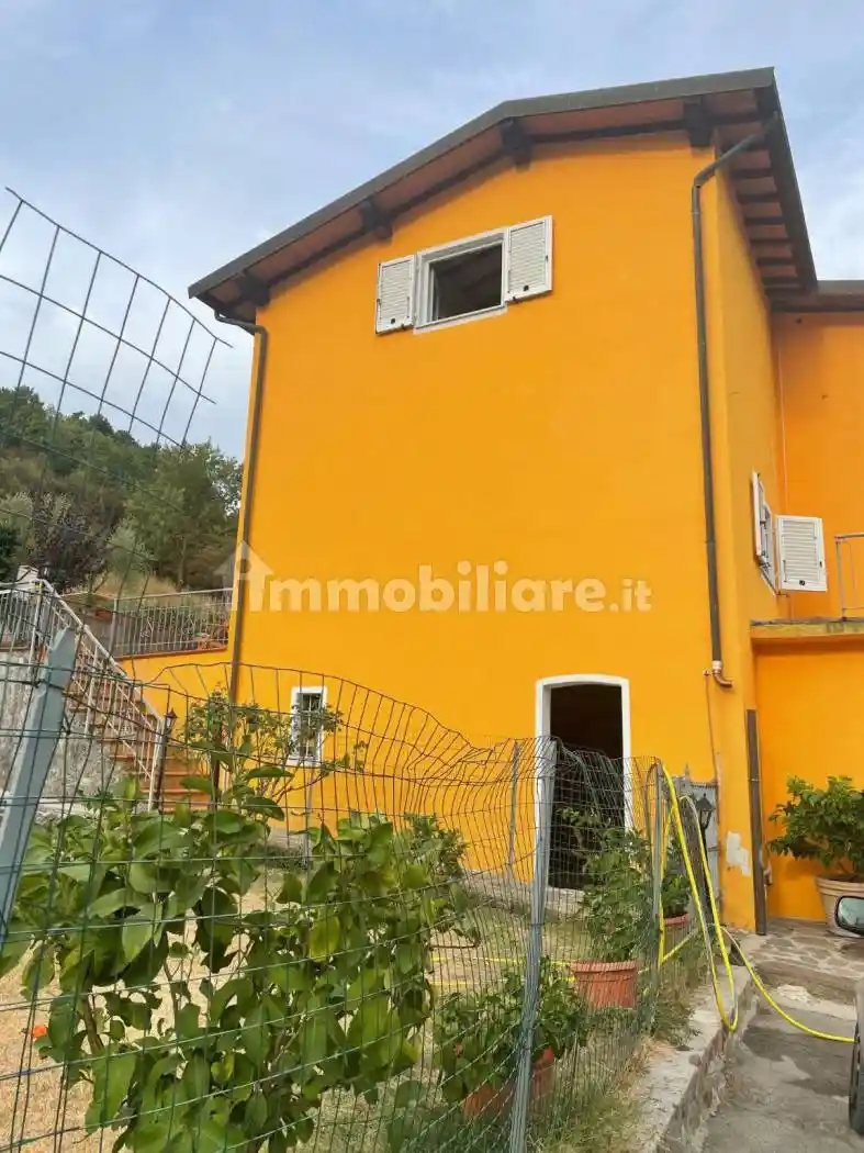 Villa in vendita a Lucca
